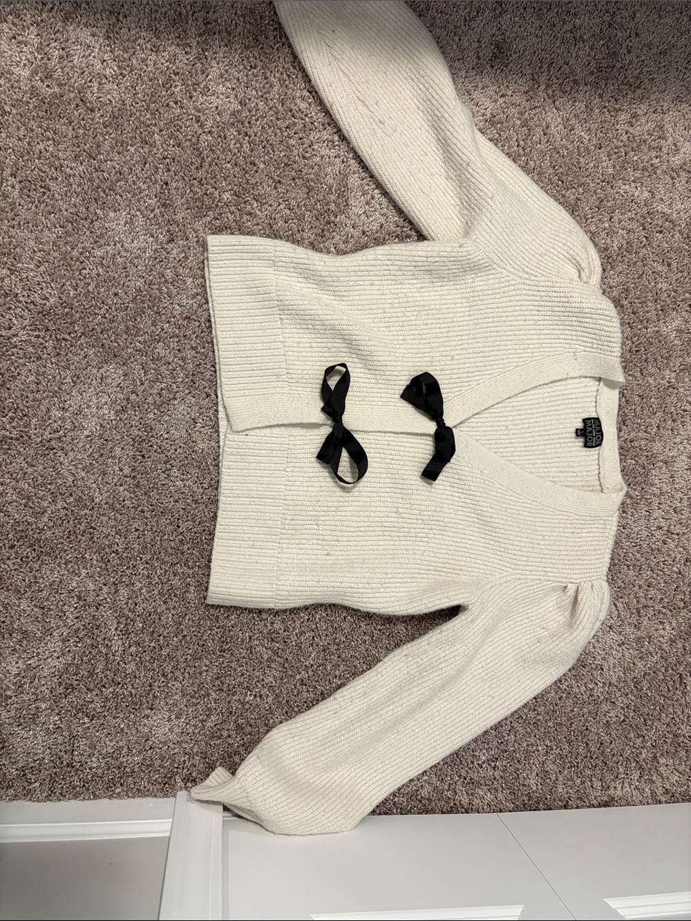 Dry Goods Cream Ribbed V-Neck Cardigan with Black Ribbon Bows